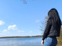 relaaaaxxx Webcam Model Profile