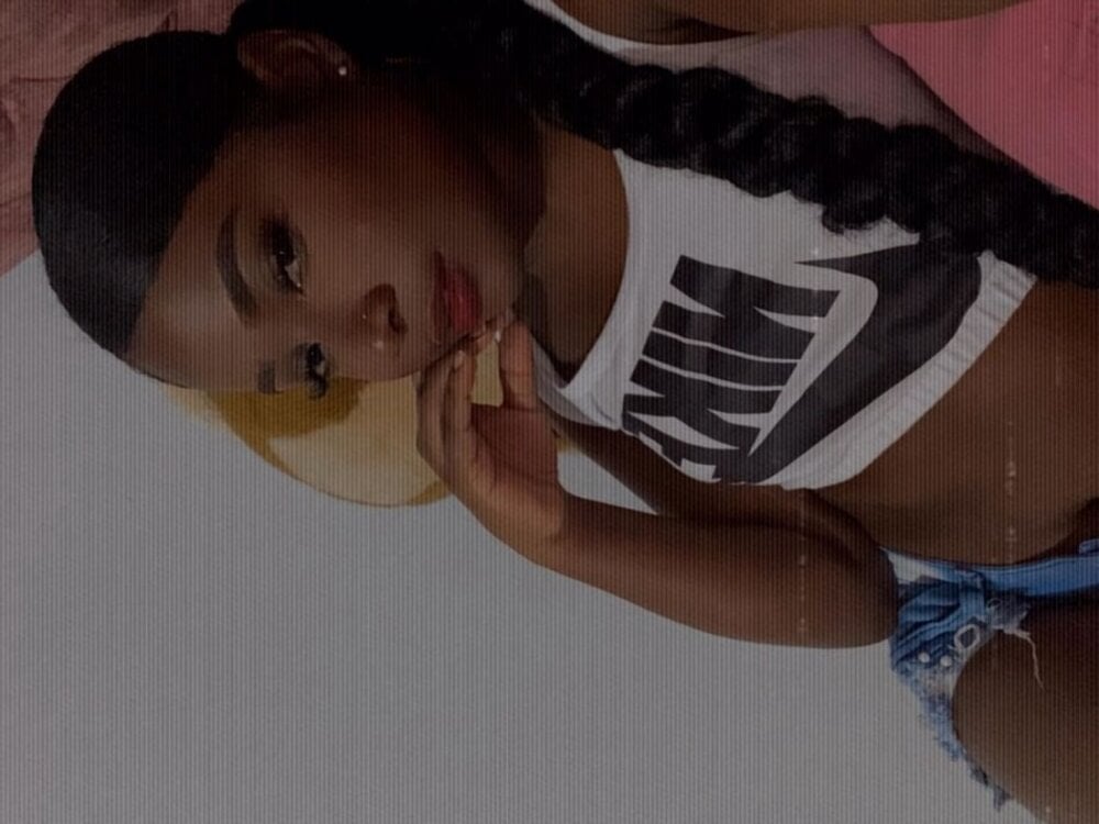 pornsexycams.com apriil_sweett livesex profile in thin cams