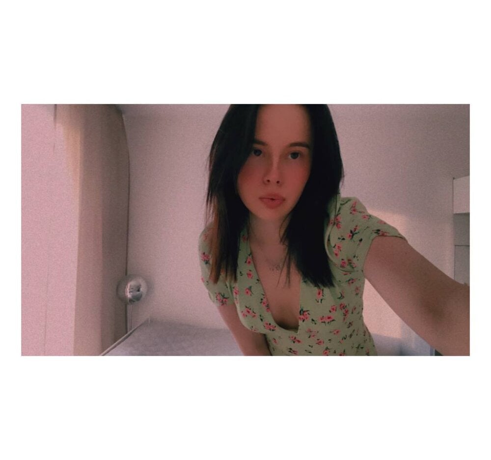 coupleslivesex.com kalibetts livesex profile in english cams