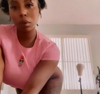 L0velyebony's Offline Chat Room
