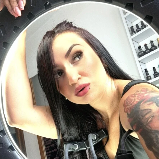 webcam-sexe.net arianarosee_ livesex profile in the-crimson-dungeon cams