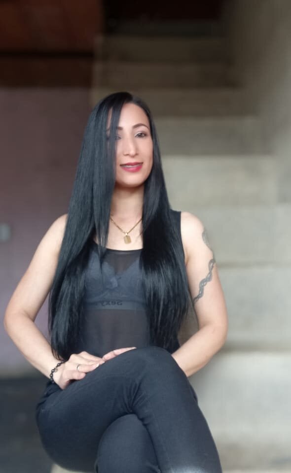 daniela_1122's Offline Chat Room