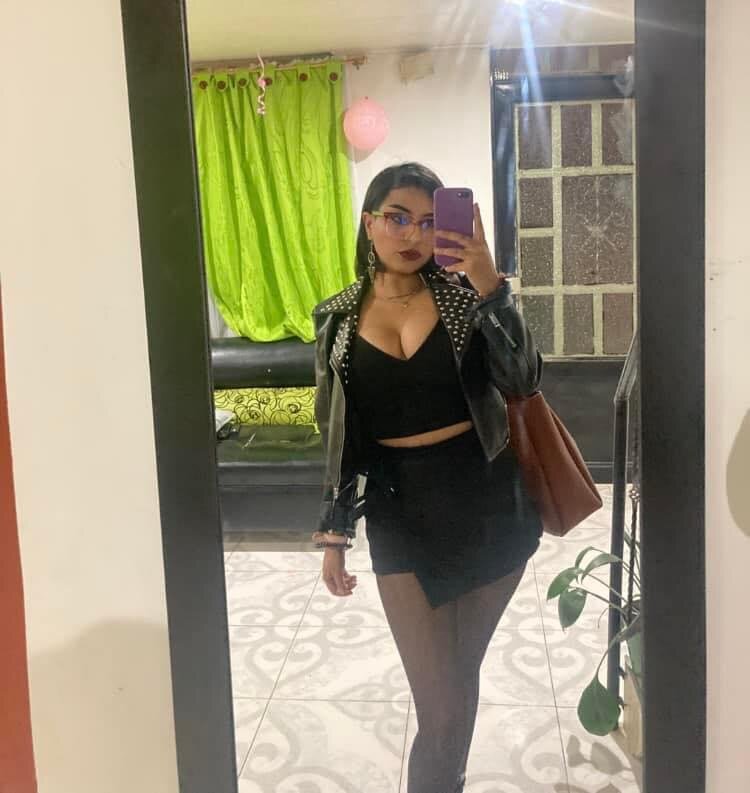 erotic_lia