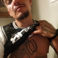 Asstray909's webcam live show