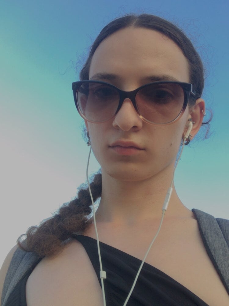 transbabe21 from stripchat