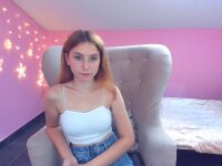Hollie__'s Offline XXX Chat