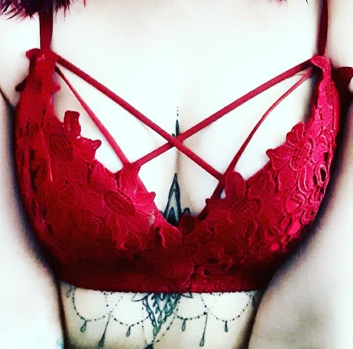 Live sex webcam photo for sandprinss #290066117