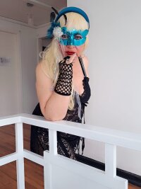 Junebenett19's Offline XXX Chat