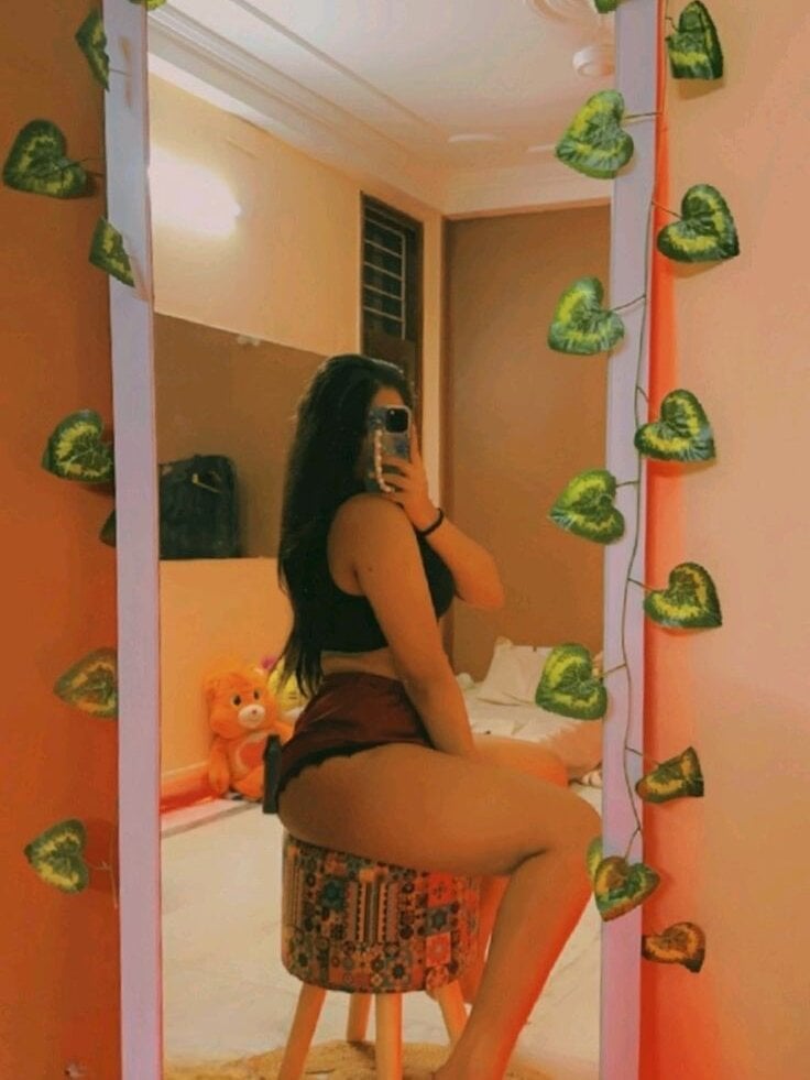 hott_noor from stripchat