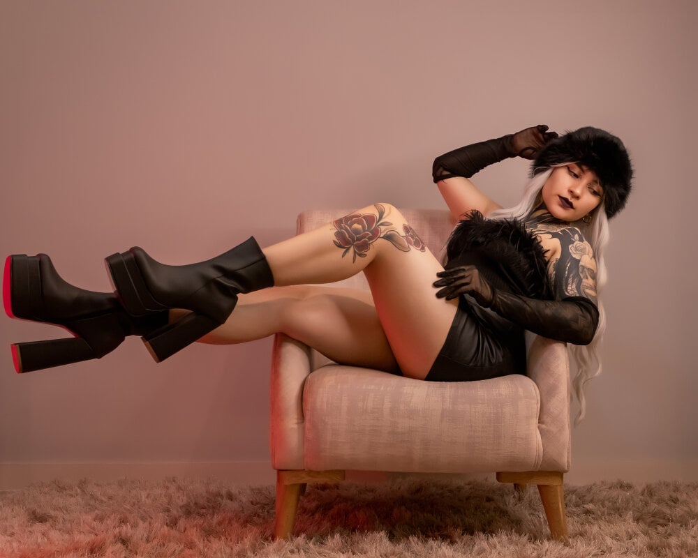 Adhara_Veil