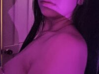 emma_hearths's webcam live show