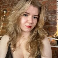 RebecaBrunel's Offline Chat Room