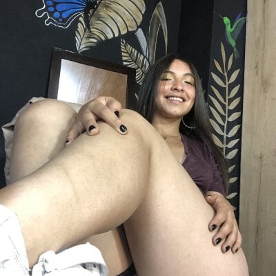 kylie_star05 from stripchat
