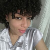 MOONLITHG's webcam live show