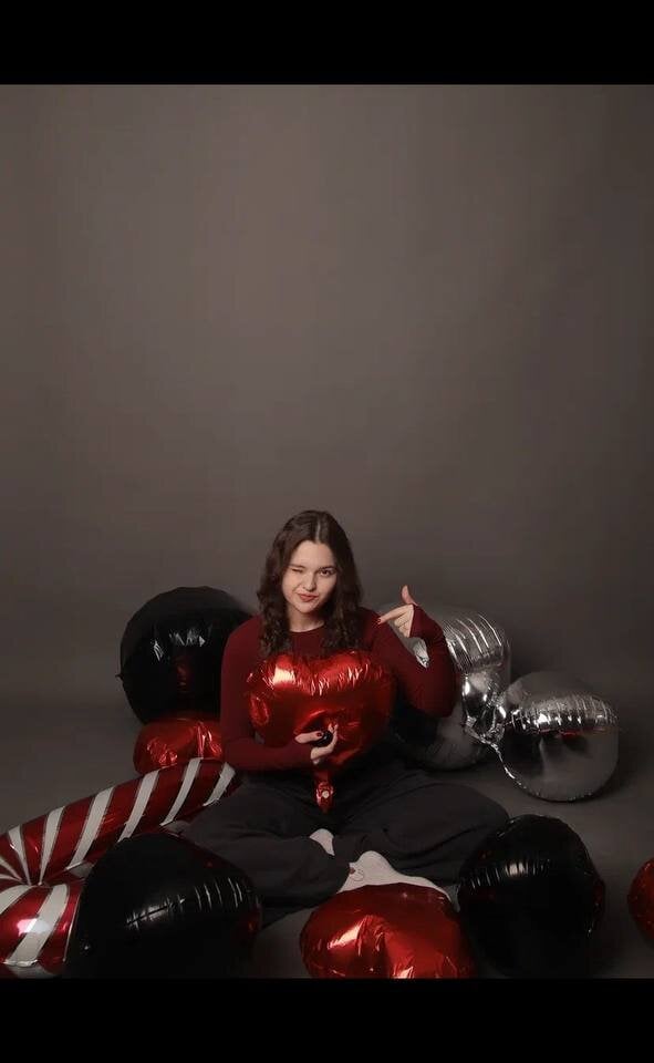 April_Ellis' Offline XXX Chat