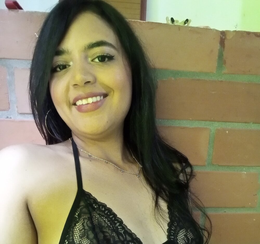 thalia888_ from stripchat