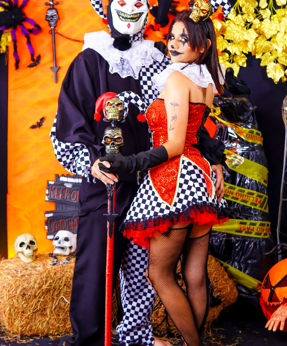 beatiful_girl_vale's Offline XXX Chat