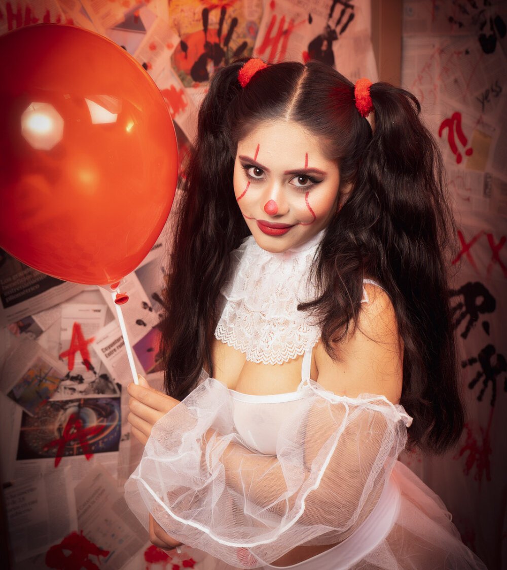 myliveeroticcams.com honey_love__ livesex profile in thin cams