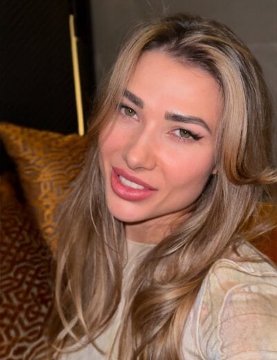 Rarini - Stripchat Cam2cam Dirtytalk Eroticdance Girl 
