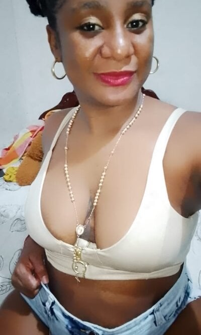 USER-143 Female Petiteyoung Webcam Naked