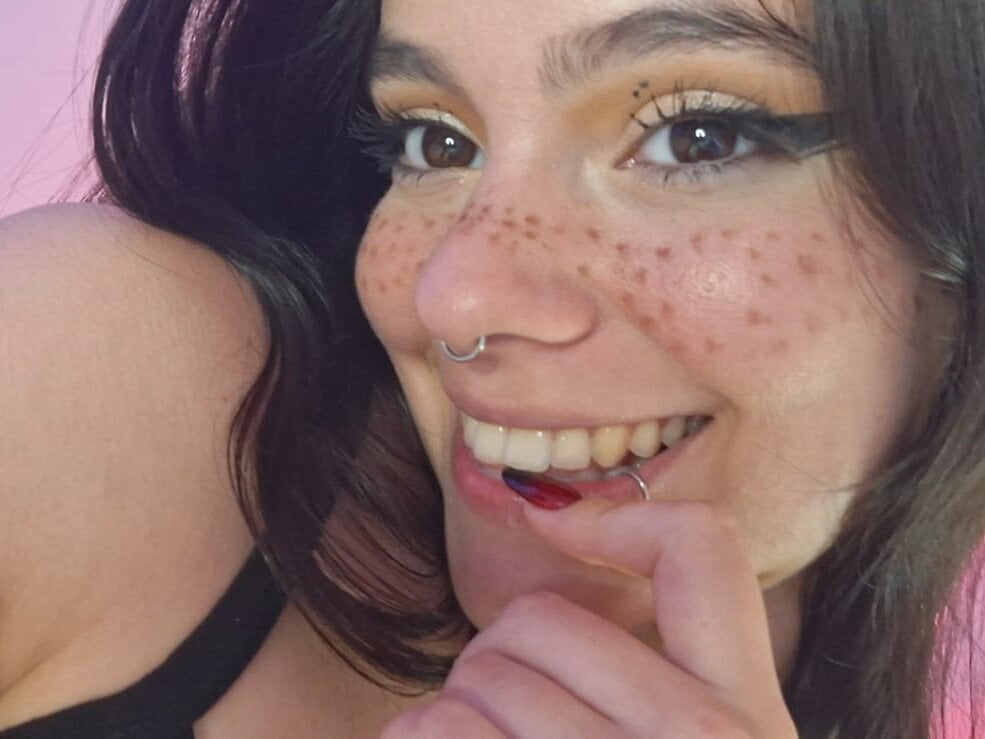 cutee_andrea from stripchat
