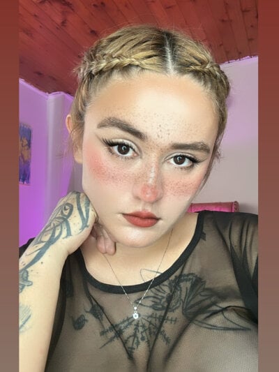 Laurabeck - Stripchat Teen Lovense Blowjob Girl 