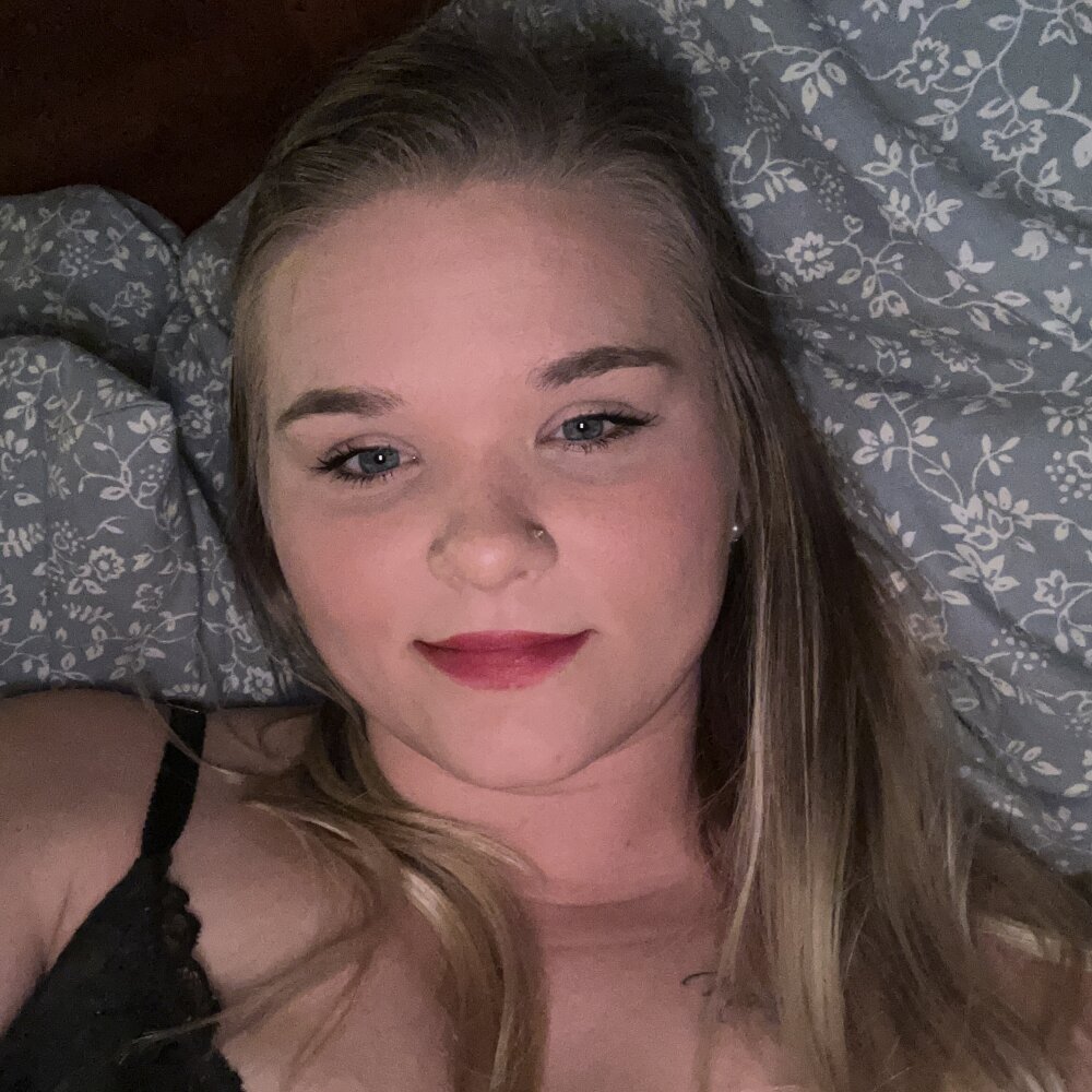SexyBlondy69 💾 chatroom