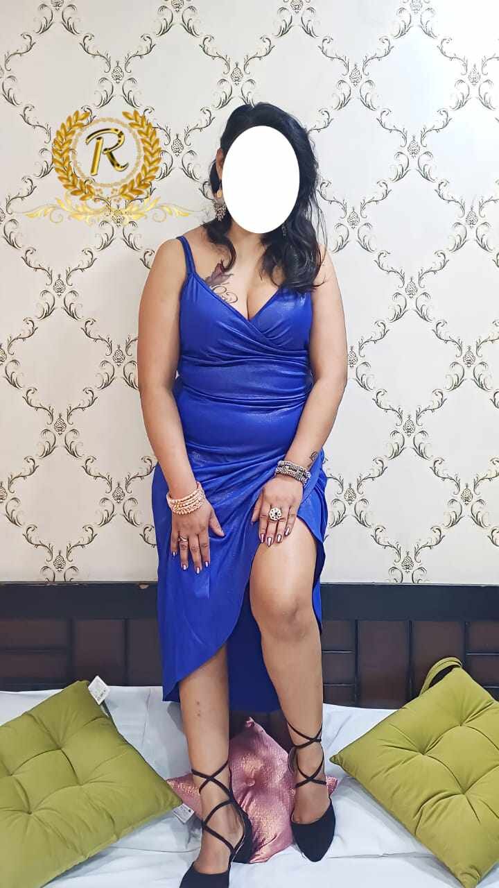 IndianHousewifePriya