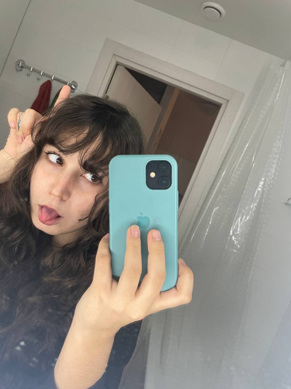 Moni_mira