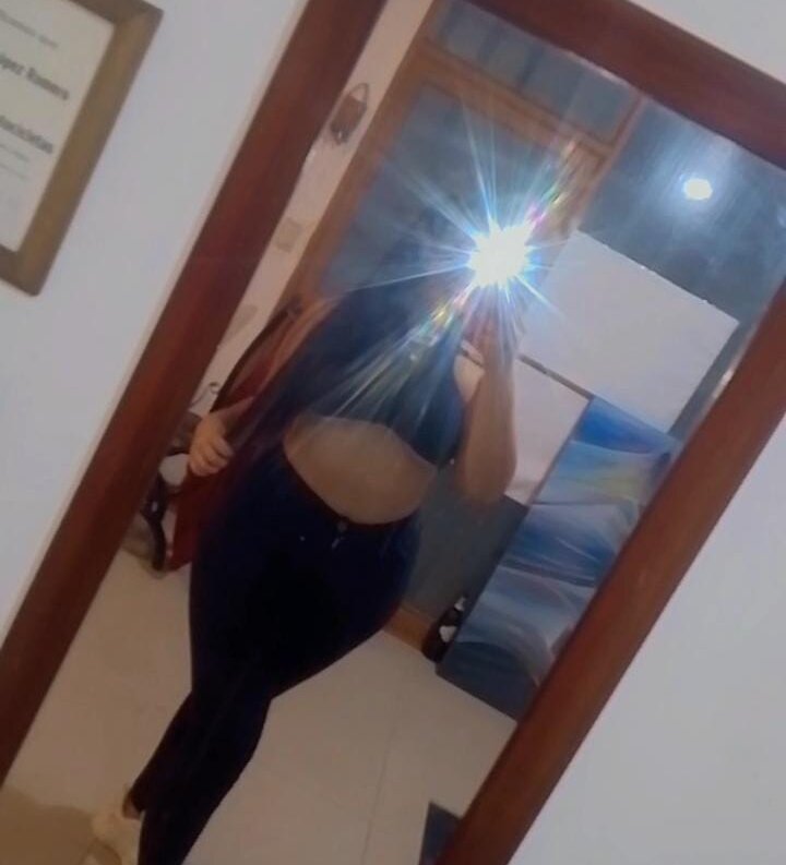 Nicolle_ch_ profile