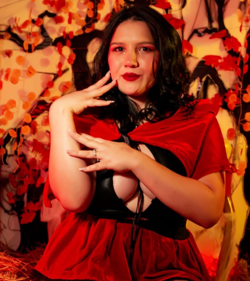 amie_g webcam profile - Dominican