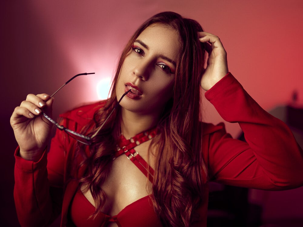 Giselle_Noah's Offline Chat Room