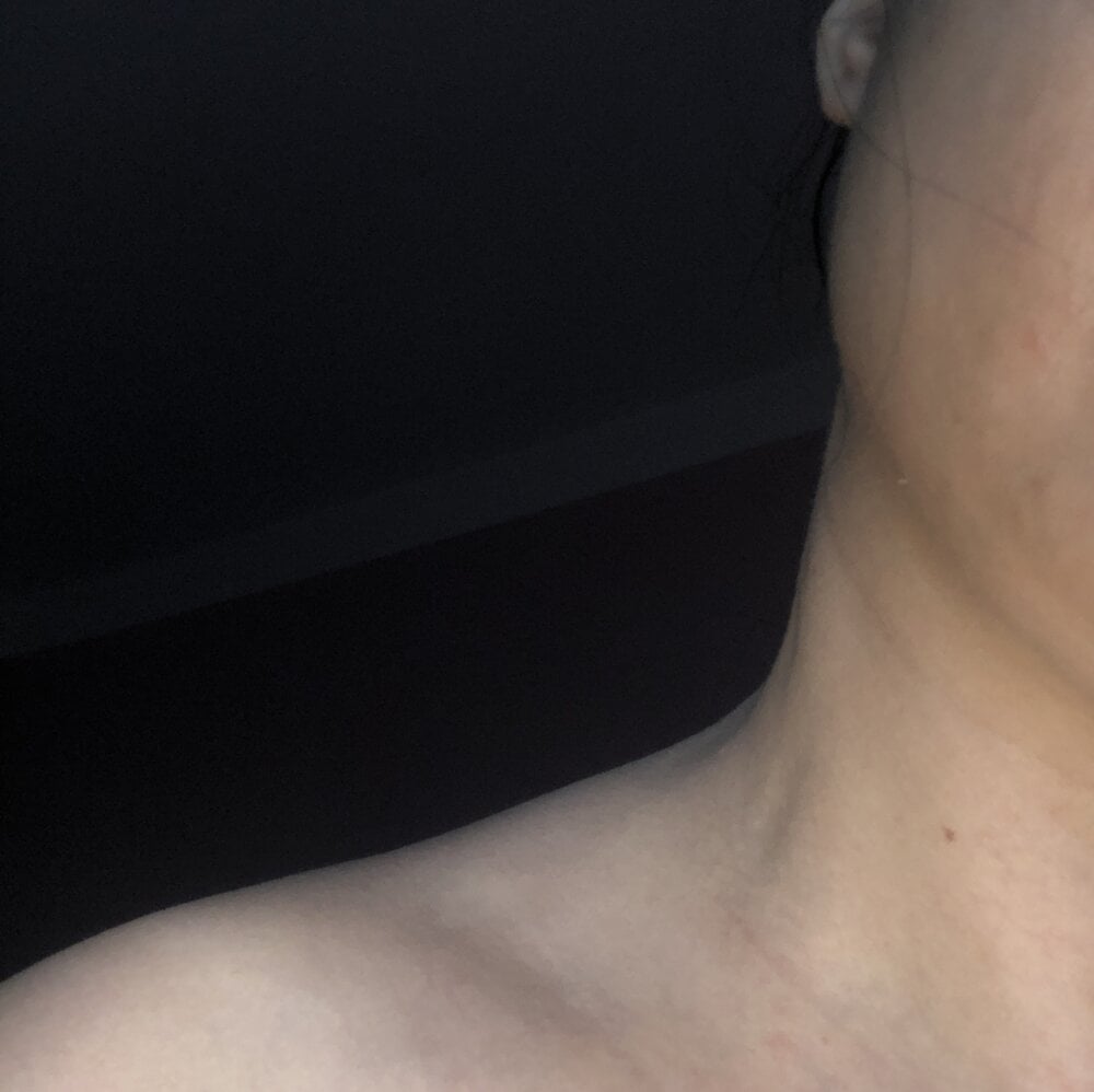 naop04 live cam model at StripChat