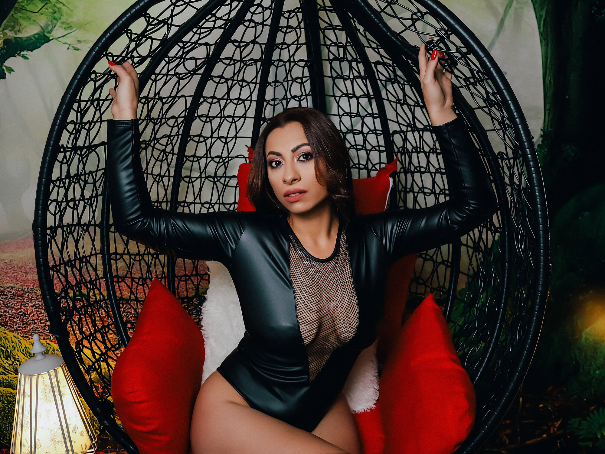 DivineMia