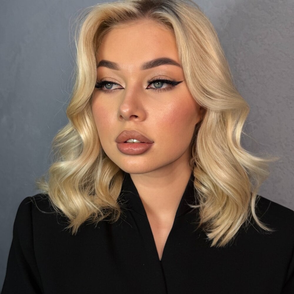 young_fuckerssss Offline XXX-chat