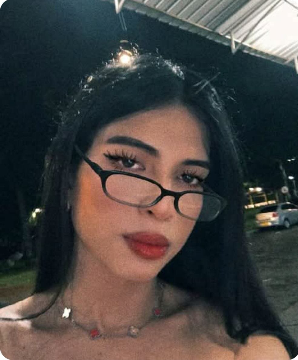 Alexa_Henao
