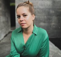 Kirstin_Vaice Offline Chatraum
