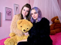 We_wan1_you's Offline Chat Room