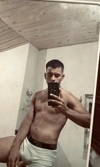 Morochito_pijon's webcam live show