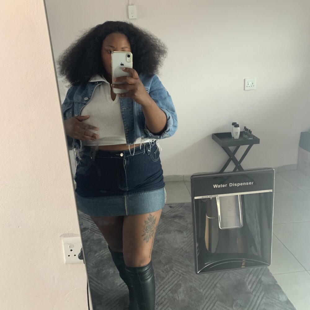 tlakwavbn's Offline XXX Chat