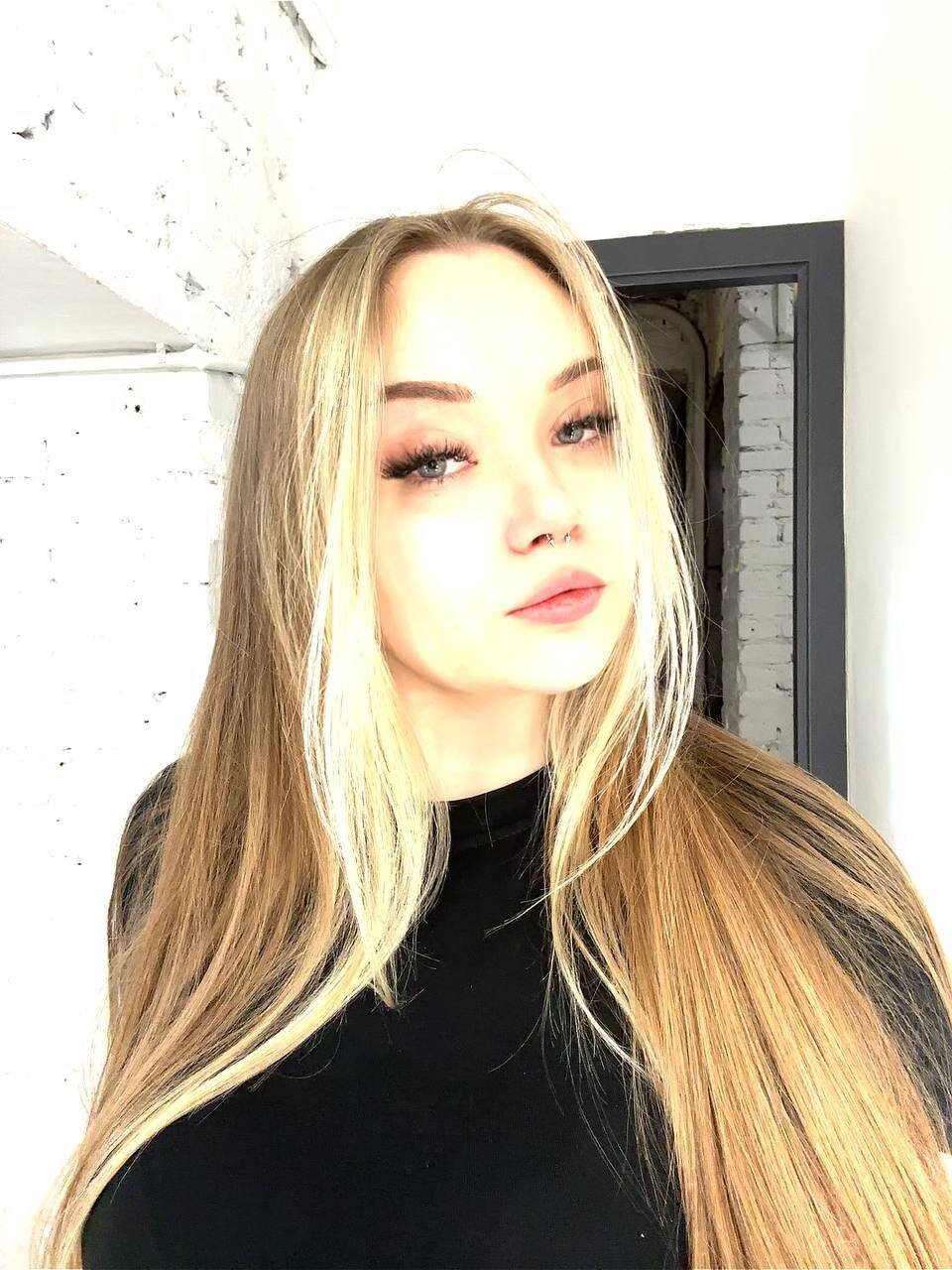 WhitneyAven