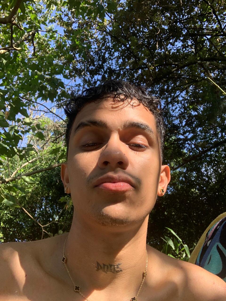 ALEX_HOT_HOT