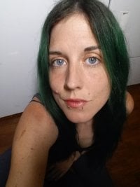 FeelGoodAddict Offline XXX-chat