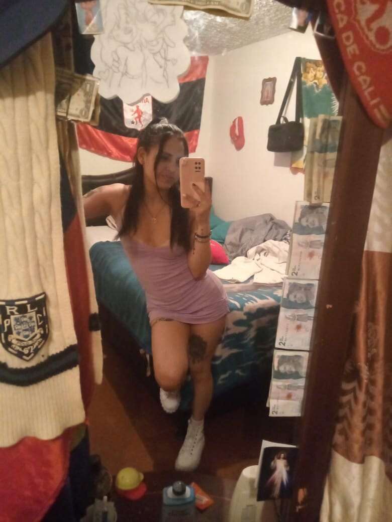 emily_sexy01