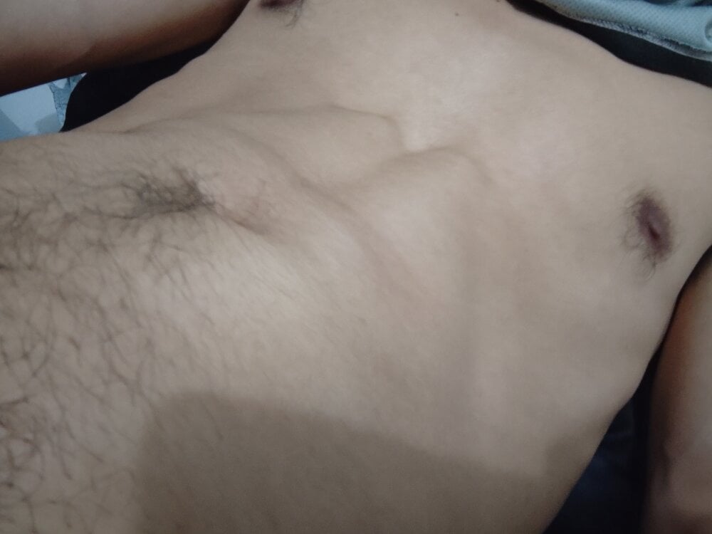 Hotboyperver's Offline XXX Chat