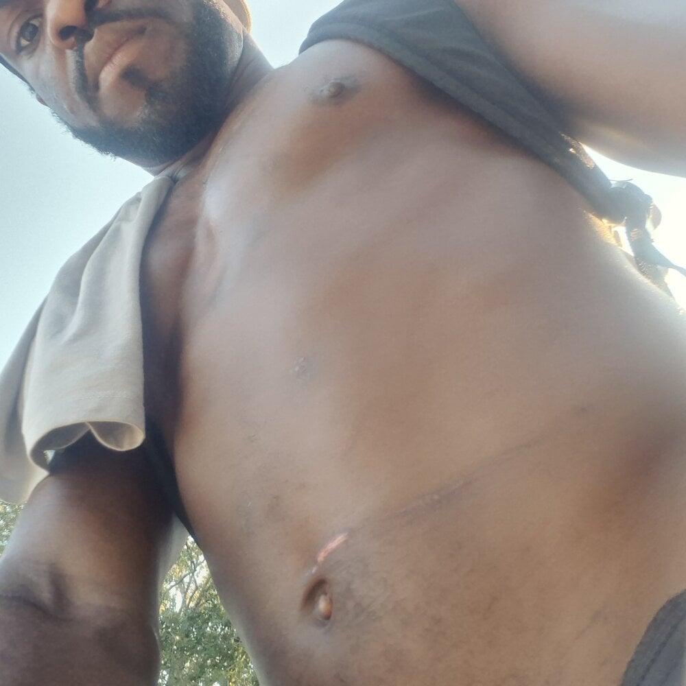 PHANTOMD-BOOGIE77's Offline XXX Chat