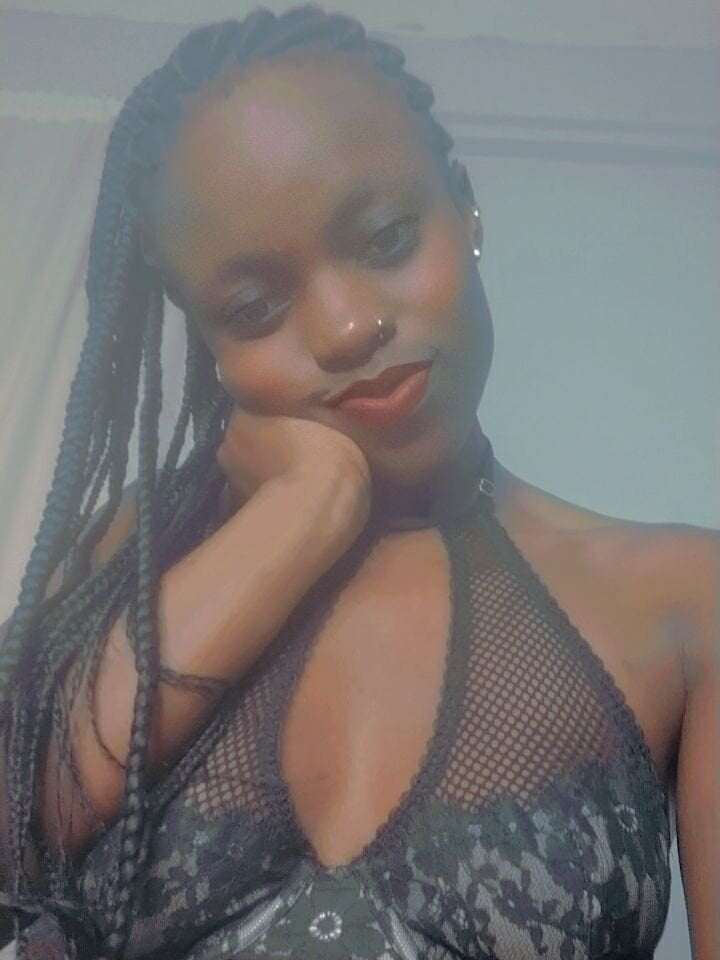 Live sex webcam photo for trickle_star #291967708