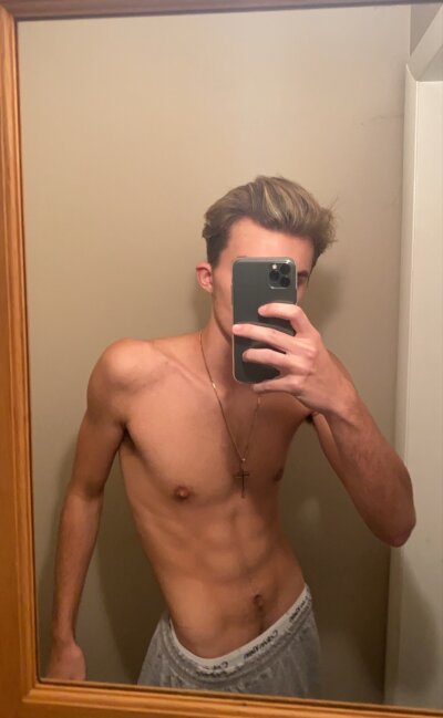 avontesantana Live Cam on StripChat