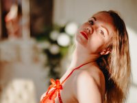 KristinaSnow's Offline XXX Chat