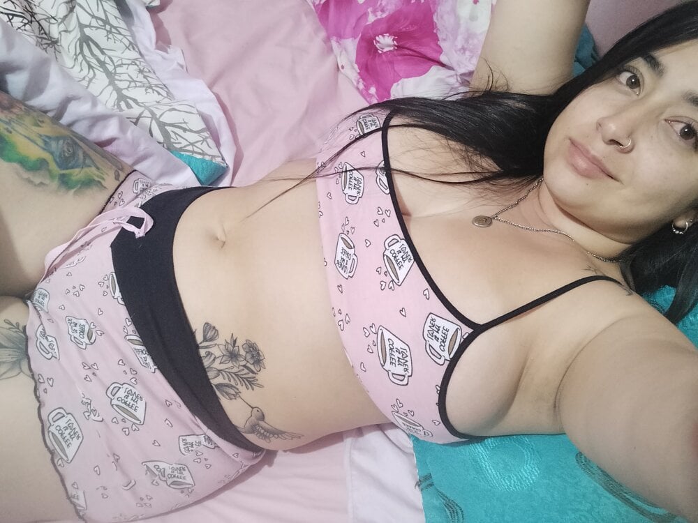 menus93 webcam livesex profile in at-the-garage cams